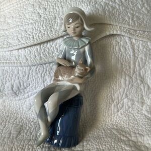 Lladro NAO “Harlequin with cat ” #0381, glossy porcelain